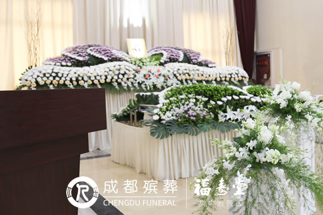 告别仪厅鲜花灵堂布置